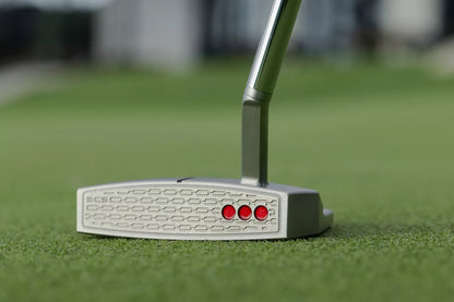 Titleist Scotty Cameron Phantom 5.5 Putter 26'